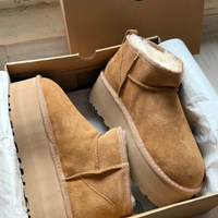 UGG Mini Platform EU 40