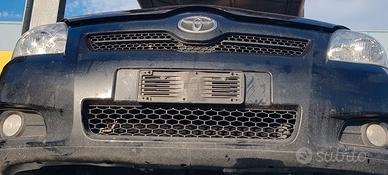 Ricambi vari toyota corolla verso anno 2008 cc2.2d