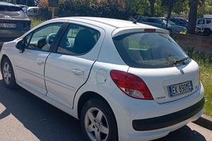 Peugot 207 2012