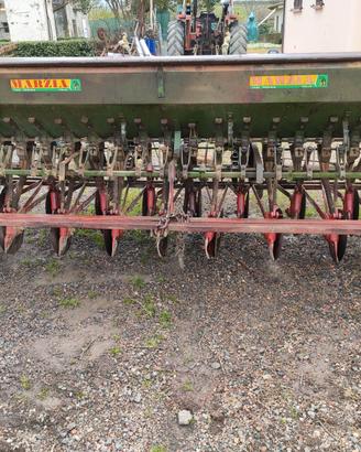 Attrezzatura agricola