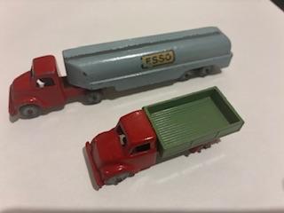 2 camioncini Mercury