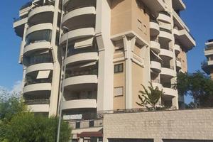 Appartamento di 80 m² con 3 locali e box auto a Ro