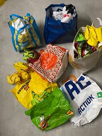 Stock sacchetti rigidi per spesa