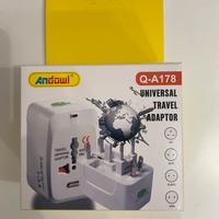 Adattatore universale da viaggio Andowl “Q-A178”