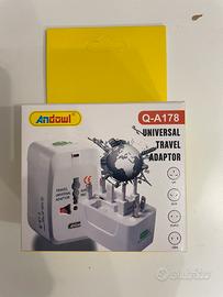 Adattatore universale da viaggio Andowl “Q-A178”