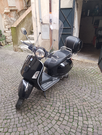 Vespa GTS 300