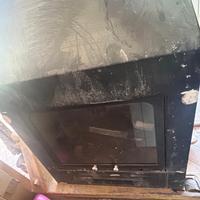 Camino a pellet e legna