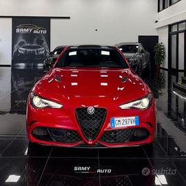 Alfa Romeo Giulia 2.9 T V6 AT8 Quadrifoglio