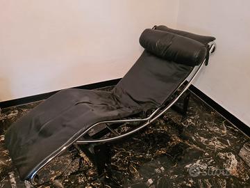 Poltrona Chaise Lounge Le Corbusier