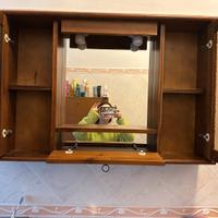 specchiera bagno stile antico con ante apribili