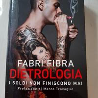 Fabri Fibra Dietrologia (libro)