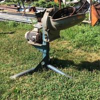 2mulini 1con motore 220 l’altro senza motore
