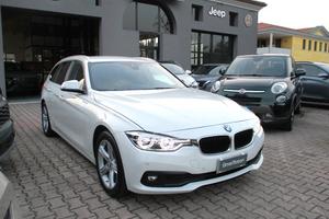 BMW 320 d Touring xdrive Luxury auto CarPlay/LED/N