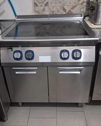Cucina pro vetroceramica eletrolux