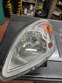 Proiettore sx ligier ixo js50 intatto