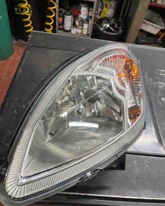 Proiettore sx ligier ixo js50 intatto