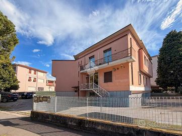 UFFICIO A DESENZANO DEL GARDA