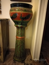 Vaso in ceramica con piantana