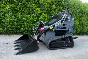 MiniPala mini skid RSV 25HP IVA E SPEDIZI INCLUSI