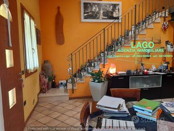 Villa a Schiera a Bassano del Grappa, 3 locali