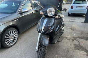 Piaggio Beverly 500