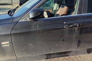 Porta anteriore sx nuda BMW 330 del 2005