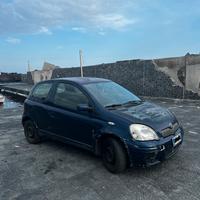 Toyota Yaris 2004