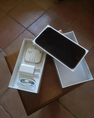 Apple iPhone (6) 16GB