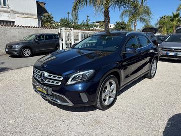 MERCEDES GLA200D 4MATIC AUTOM PERFETTA