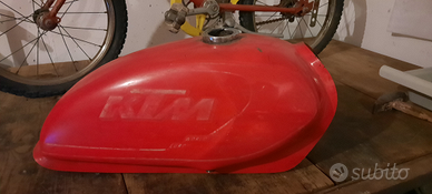 Serbatoio KTM 125