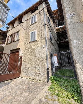 RUSTICO A CASTIONE ANDEVENNO