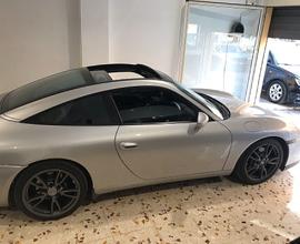 Porsche 911 Targa cat