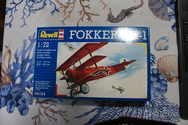 REVELL FOKKER DR-1