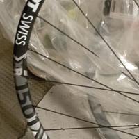 Cerchi_29_boost_DT Swiss 150_
1.5 kg  canale 22.5 