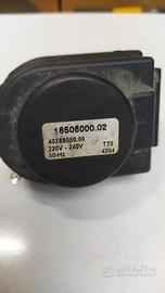 valvola a tre vie  per caldaia savio 