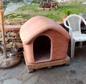 Cuccia per cani taglia grande da esterno