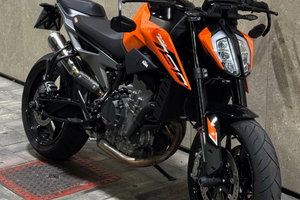 Ktm duke 790