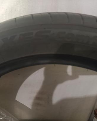 4 Gomme nuove Toyo
