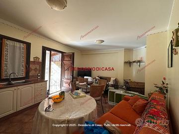 Casa, Campofelice di Roccella.