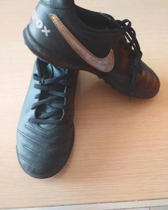 Scarpe calcetto