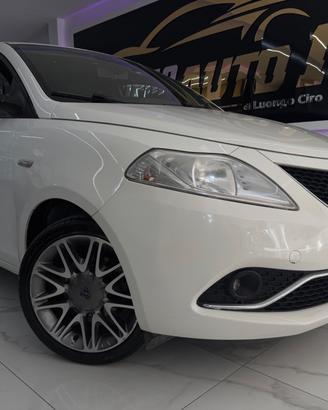 Lancia Ypsilon 1.2 GPL Ecochic Platinum Iper Full
