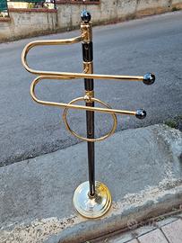 Piantana porta salviette