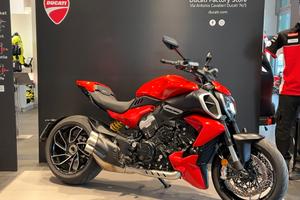 Ducati Diavel V4