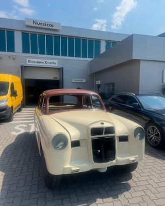 Mercedes 180 Ponton