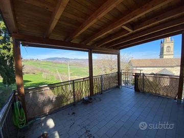 Rustico / Casale di 152 m² con 5 locali a Tizzano 