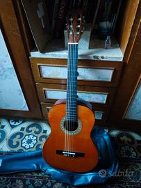chitarra classica 4/4 Rodriguez per principianti 