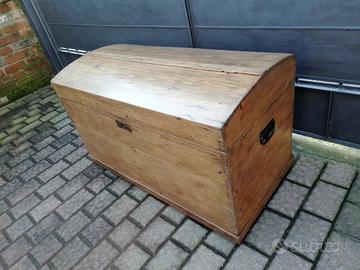 baule antico restaurato 