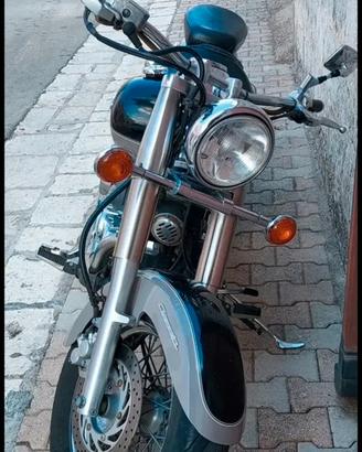 Yamaha Drag Star 650 Classic per realizzo immediat