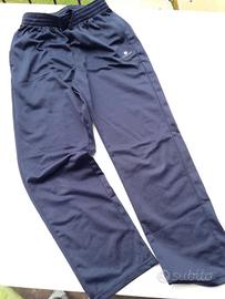 Pantaloni blu tuta