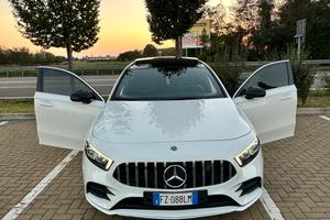 Mercedes classe a Premium amg line